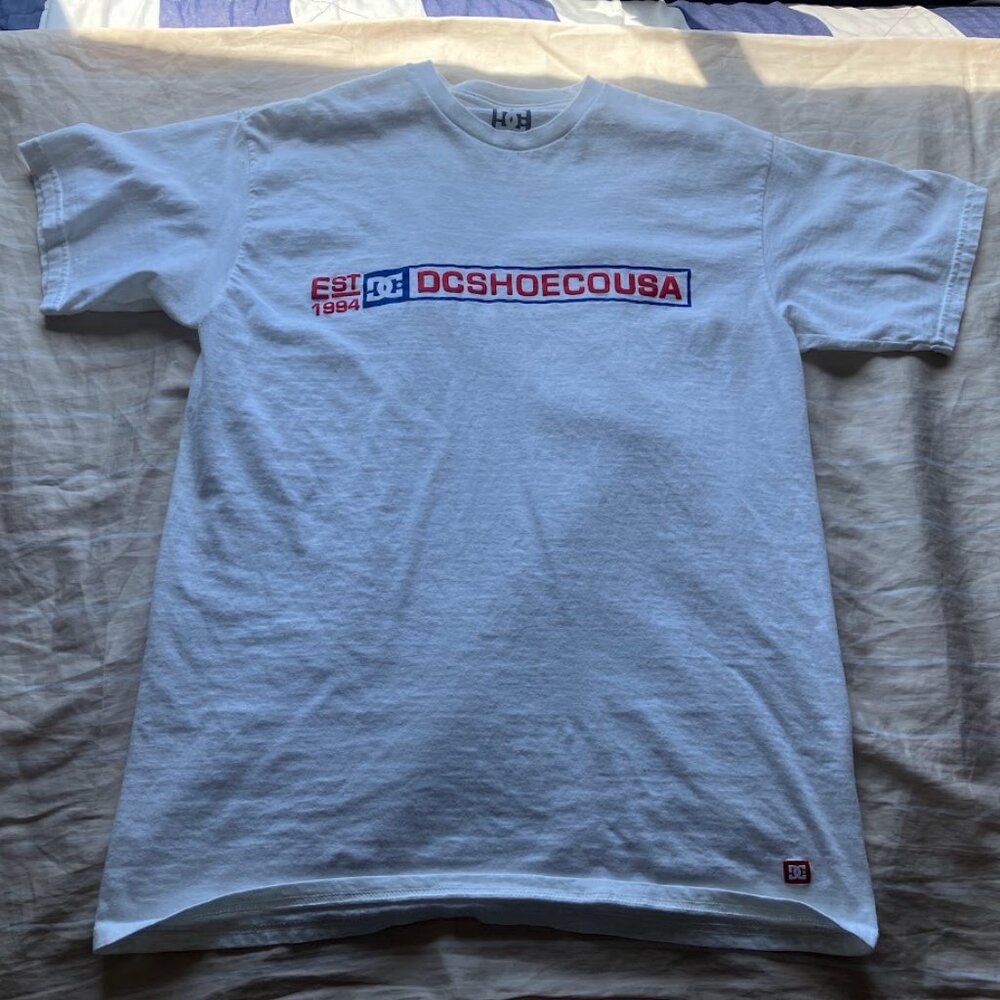 DC Shoe Co white t-shirt